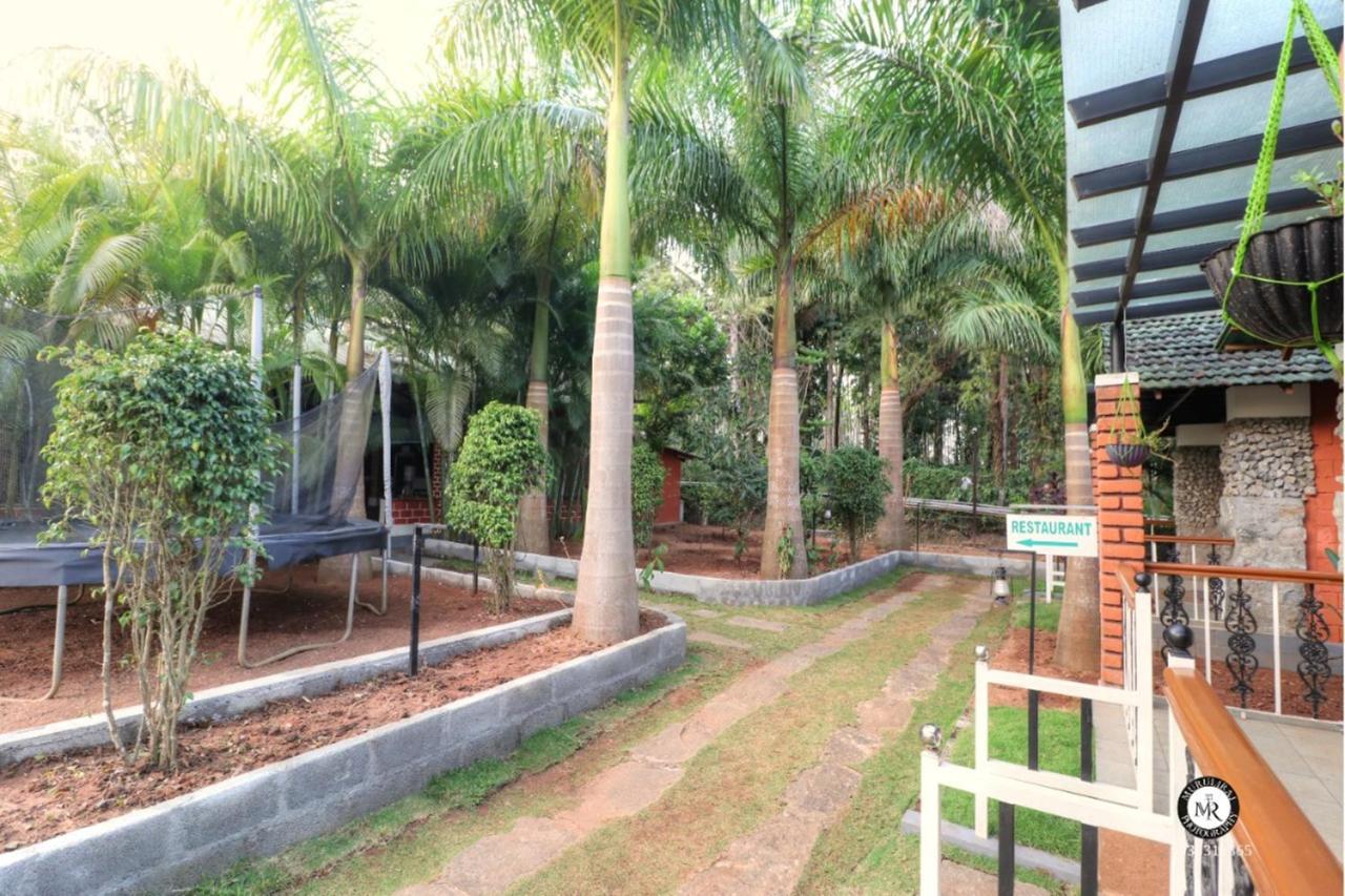 Coorg Nesara Hotel And Resort Kushālnagar Buitenkant foto