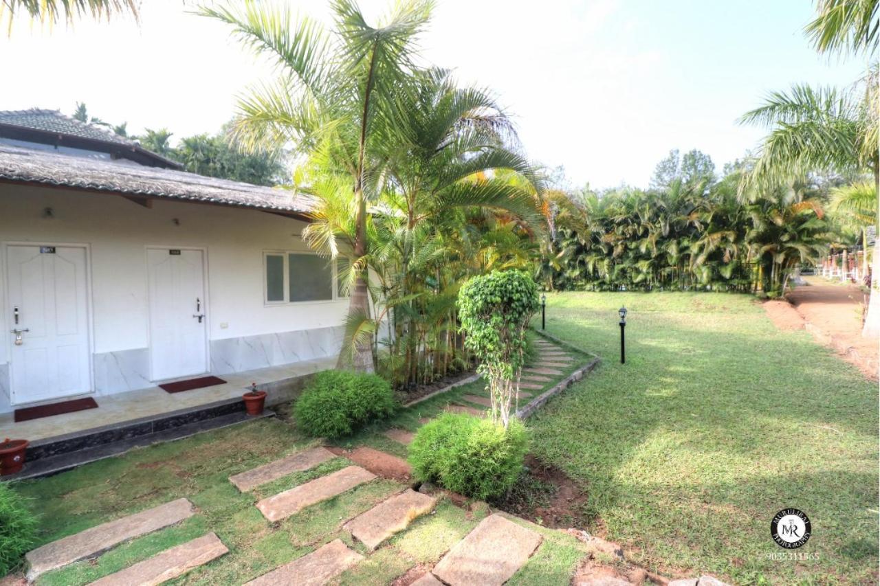 Coorg Nesara Hotel And Resort Kushālnagar Buitenkant foto