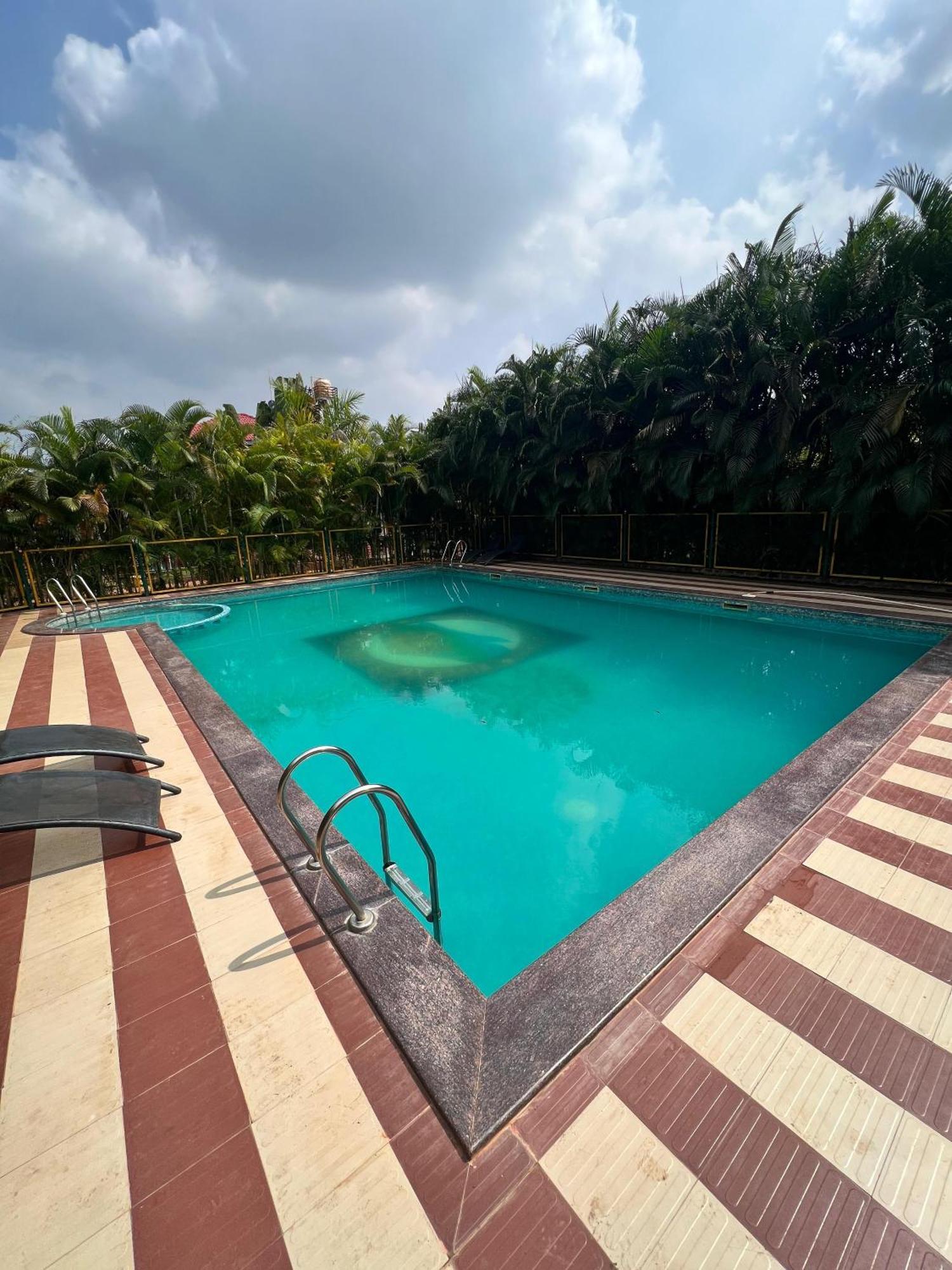 Coorg Nesara Hotel And Resort Kushālnagar Buitenkant foto