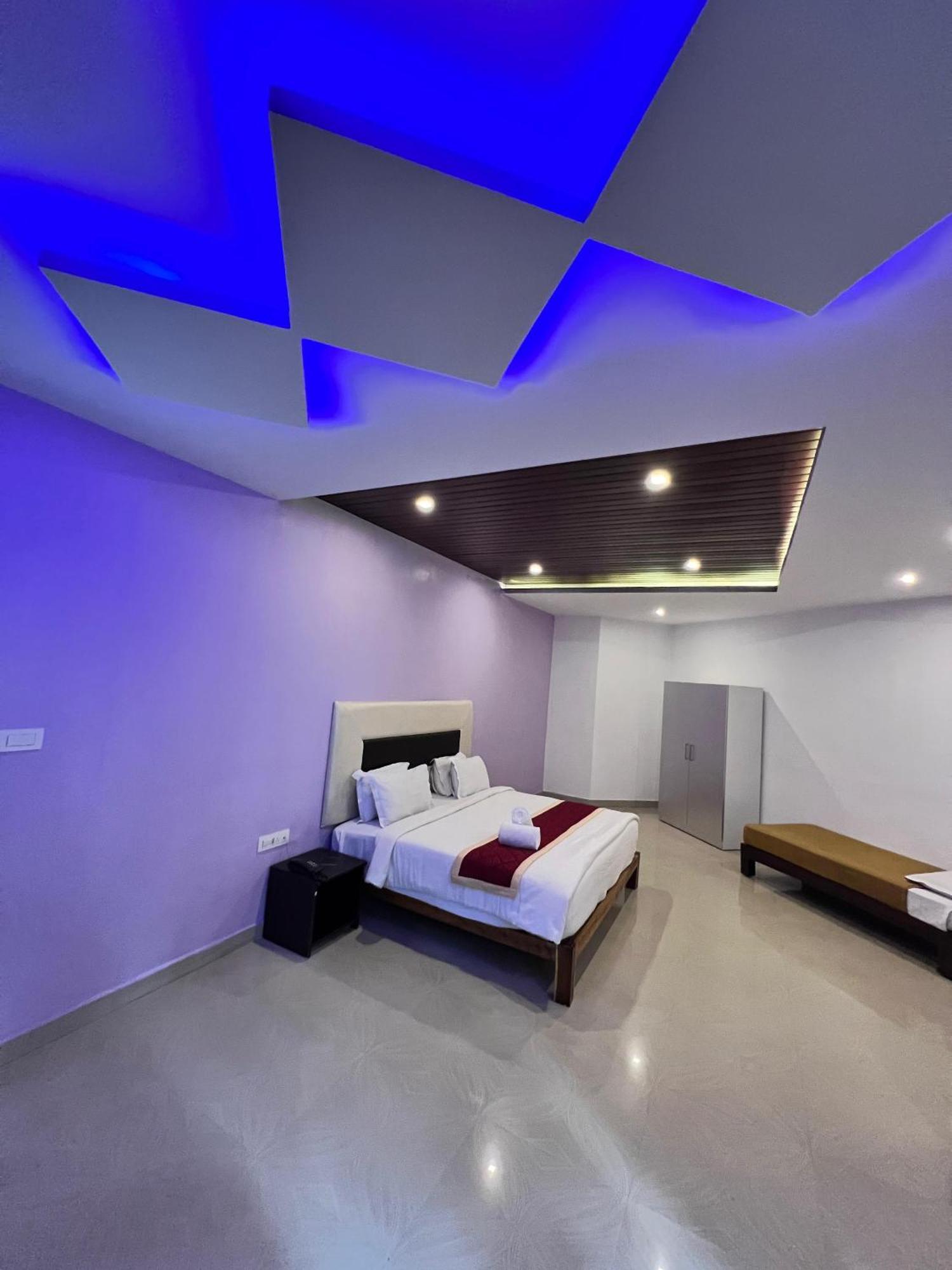 Coorg Nesara Hotel And Resort Kushālnagar Buitenkant foto